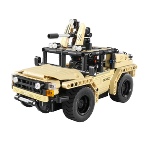 iM.Master 遙控武裝越野車2合1 - 2.4GHz遙控車，男孩專用兒童玩具，高仿真模型設計。(8022)